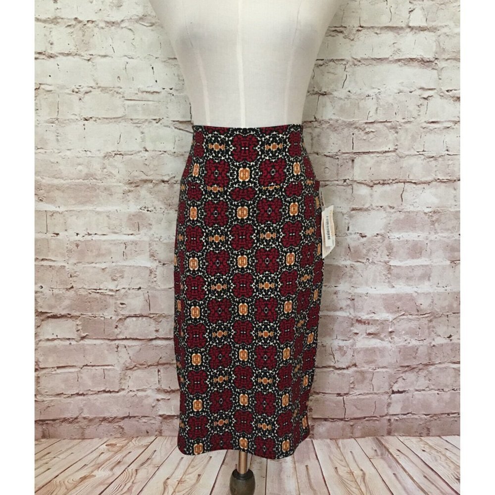 LuLaRoe Womens CASSIE Skirt Red Black Gold Print Stretch Pencil Size Small NEW